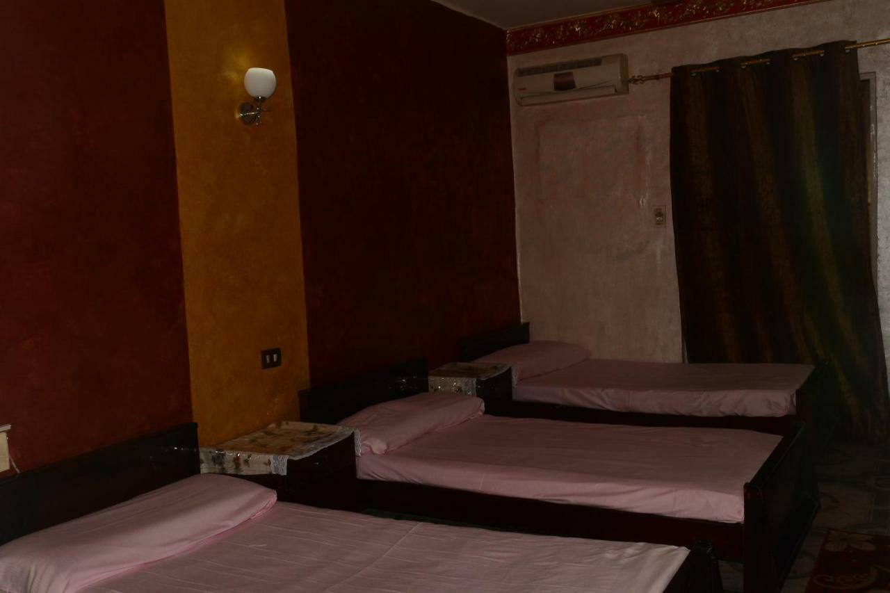 City Hostel Hostal *