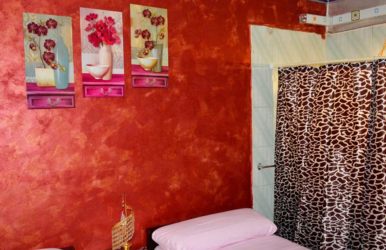 Hostal City Hostel