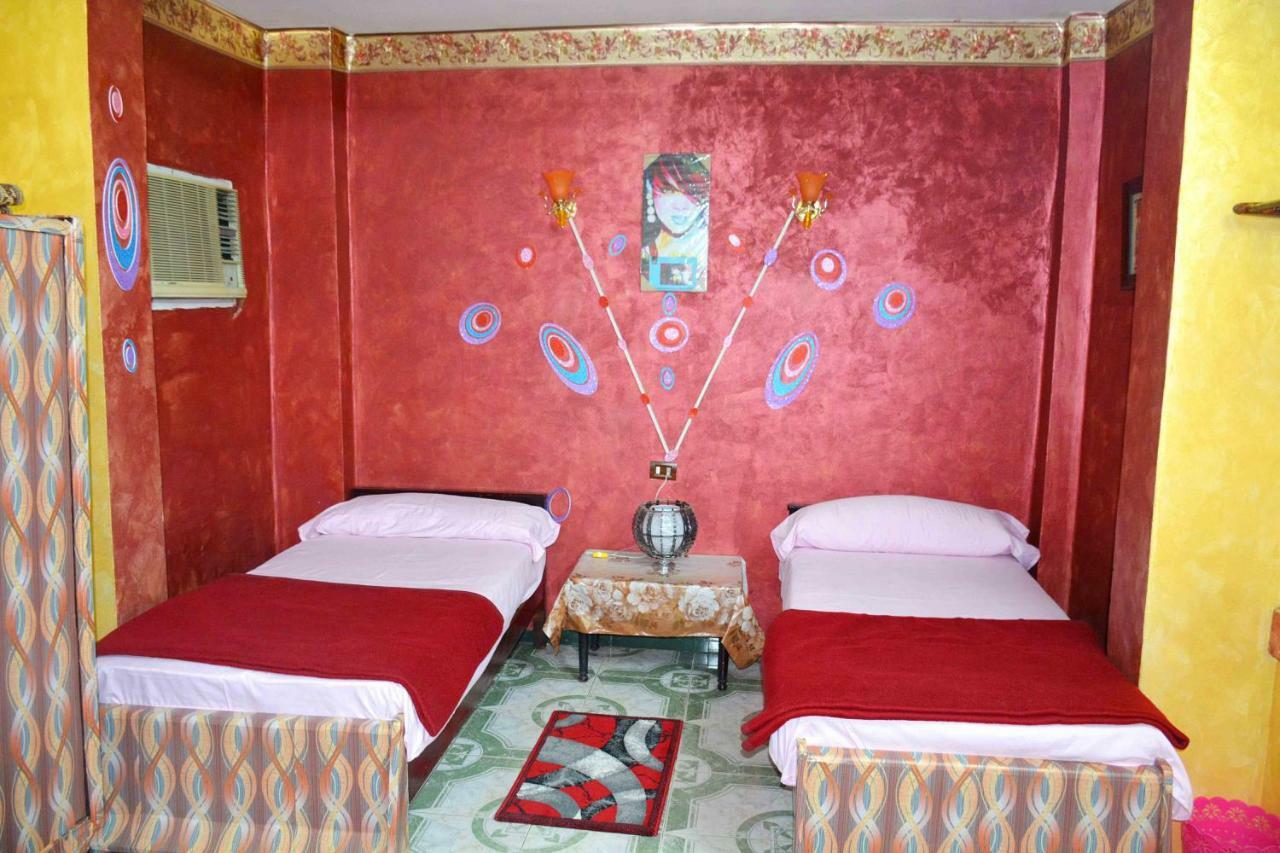 Hostal City Hostel *