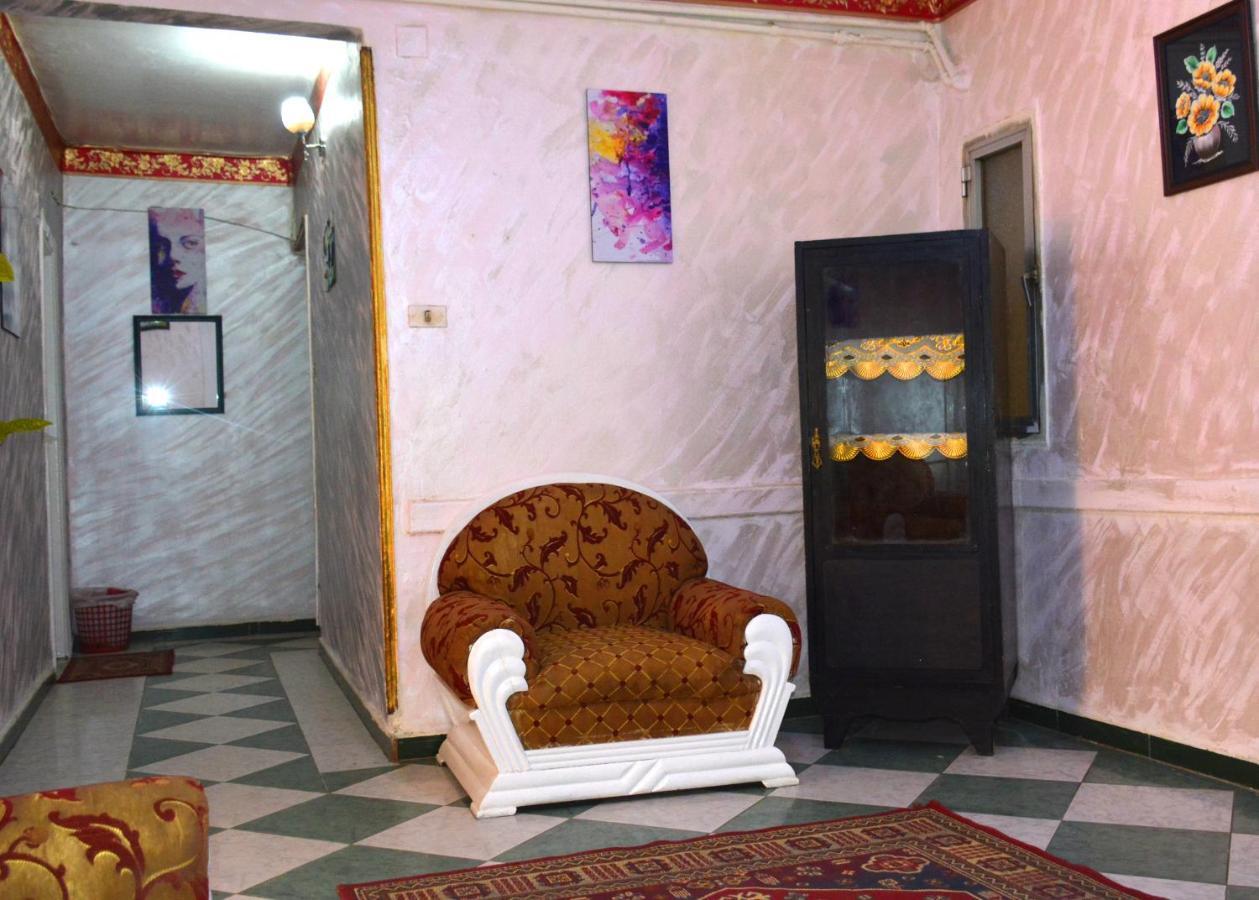 City Hostel Hostal *